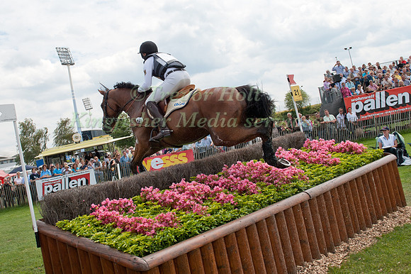 Micheal Jung and La Biosthetique-Sam FBW