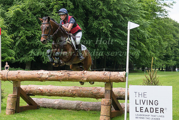 KATIE BLELOCH (GBR) RIDING BULANO TAKING PART IN THE CROSS COUNTRY PHASE OF THE CICO THREE STAR AT THE 2017 HOUGHTON INTERNATIONAL HORSE TRIALS