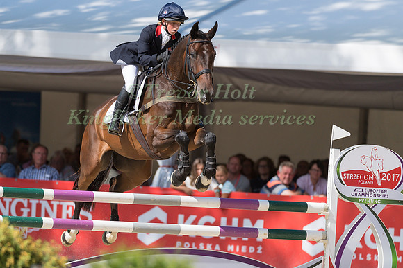 ROSALIND CANTER (GBR) AND ALLSTAR B