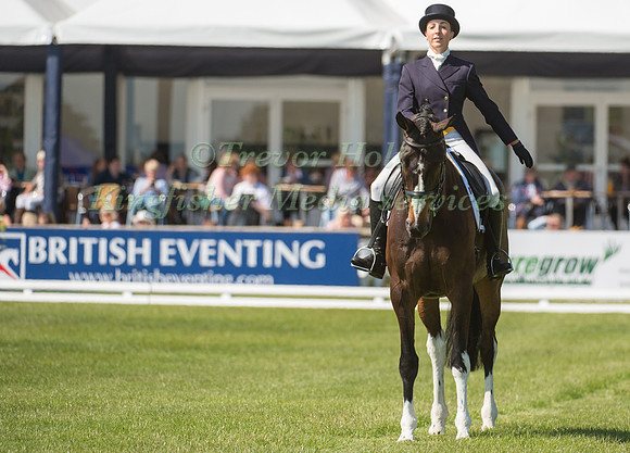 Becky Woolven (GBR) riding Charlton Down Riverdance
