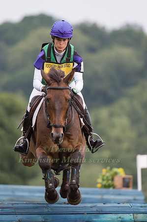 Heidi Woodhead riding DHI Paparazzi