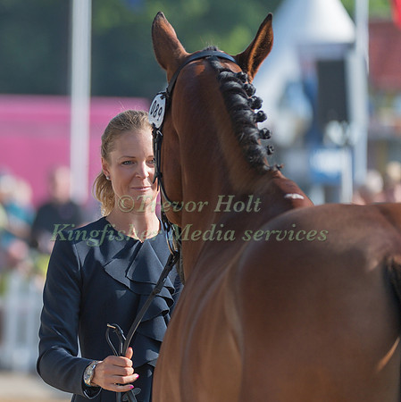ANNA FRESKGARD (SWE) AND FLY AWAY V D N. RANCH
