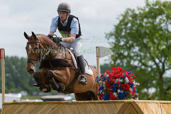 ANGUS SMALES  RIDING MASTER CRISP COMPETING IN THE CROSS COUNTRY PHASE OF THE ADVANCED  INTERMEDIATE  CLASS AT THE  2017 ROCKINGHAM CASTLE INTERNATIONAL HORSE TRIAL.