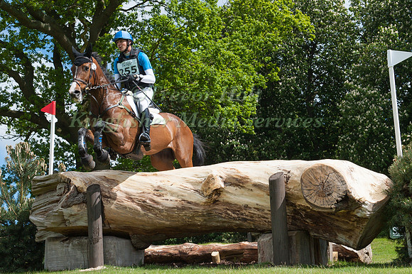 Nicholas  Campbell (GBR)  riding Amiro II