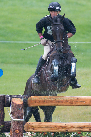 Andrew Nicholson (NZL) riding Mhs King Joules