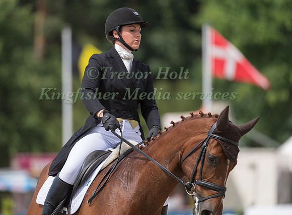 ALICE DUNSDON (GBR) AND COOL INVESTMENT