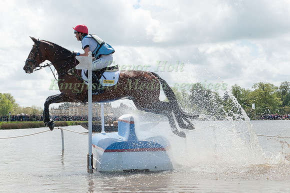 Charlotte Agnew (GBR) riding Out of Africa Two