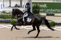 Charlotte Fry (GBR) and Glamourdale