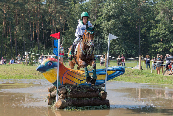 Sarah Ennis (IRL) and Horseware Woodcourt Garrison