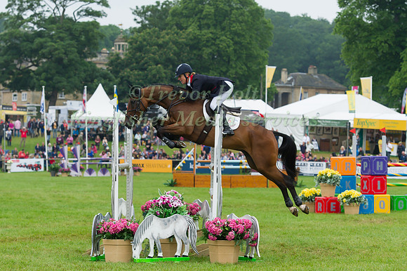 Kristina Cook (GBR) riding Calvino II