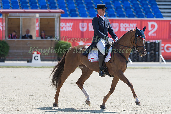 MATEUSZ KIEMPA (POL) AND GRAND SUPREME