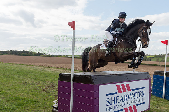 EMILY LLEWELLYN (GBR) RIDING EMIRATI NIGHTSKY