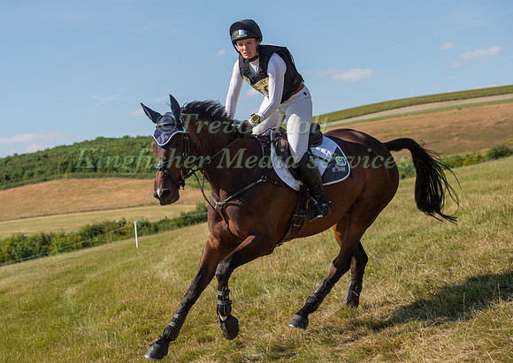 ELIZABETH POWER (IRL) AND DSL THE ENTERTAINER0