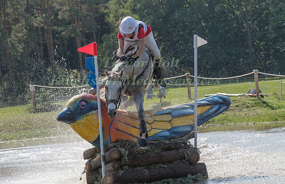 Tiziana Realini (SUI) and Toubleu de Rueire