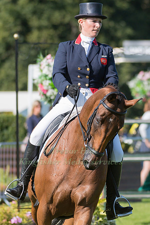 Zara Tindall (GBR) and High Kingdom