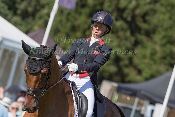 ROSALIND CANTER  AND IZILOT DHI