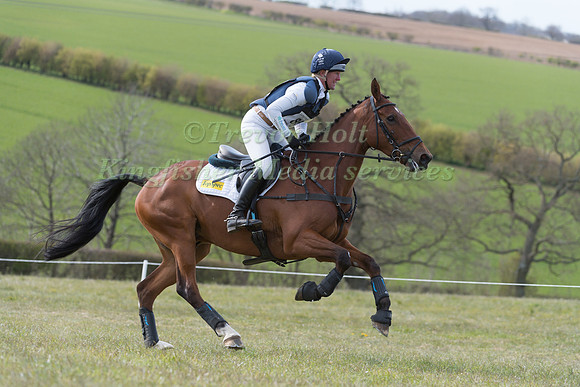 NICOLA WILSON RIDING COOLPARKS SARCO