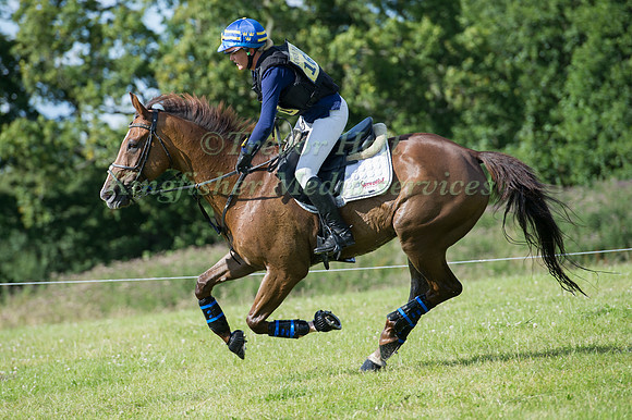 Ellen   Svennerstal (SWE) riding Southway