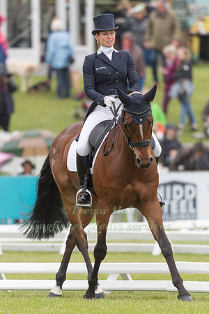 JODIE AMOS (GBR) AND WISE CRACK