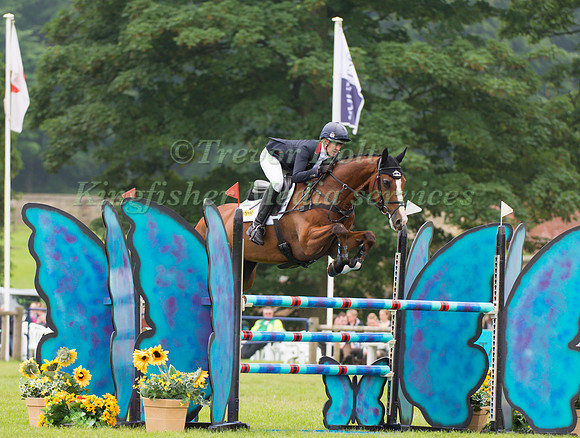 Nicola Wilson (GBR) riding One Two Many