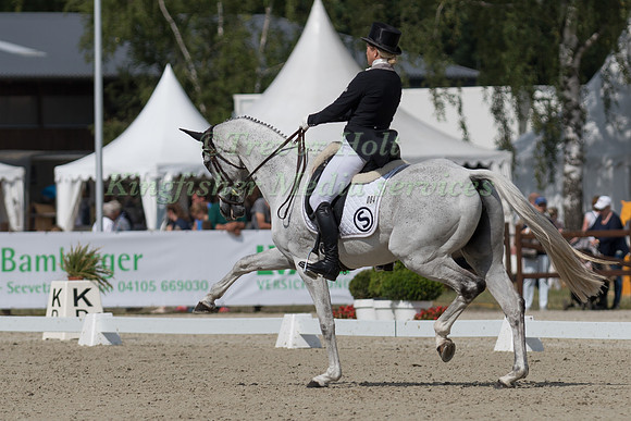 JONELLE PRICE (NZL) AND FAERIE DIANIMO
