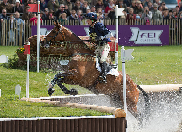 Paul Sims (GBR) riding Glengarnock