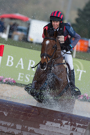 Emily Gilruth riding Topwood Beau