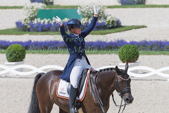JOYCE HEUITINK (NED) AND GAUDI VITA