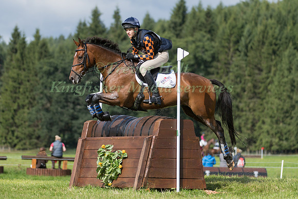 ROWAN LAIRD (GBR) AND VILLAGE CRESCENDO
