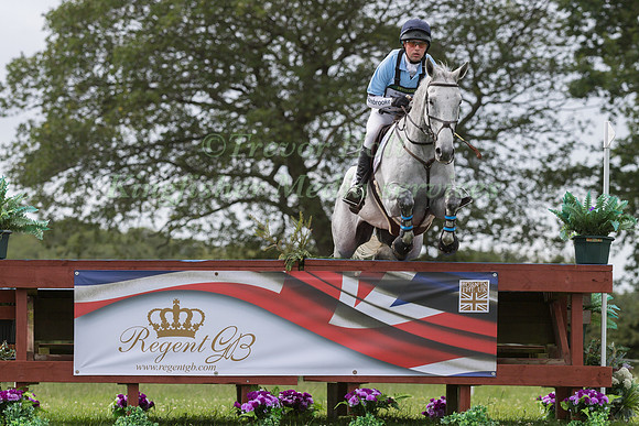JAMES RUSHBROOKE RIDING  ZELANDNEW BK