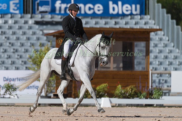 THOMAS PIEJOS (FRA) AND RAJAH DU NINET