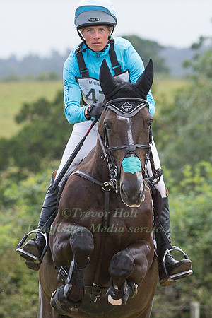IZZY TAYLOR RIDING  BRIARLANDS SWEETANGO
