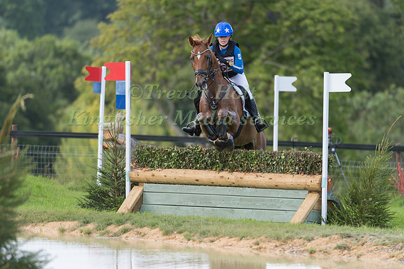 JOANNE ELLIOTT (GBR) AND HOLME GROVE DEVINCI