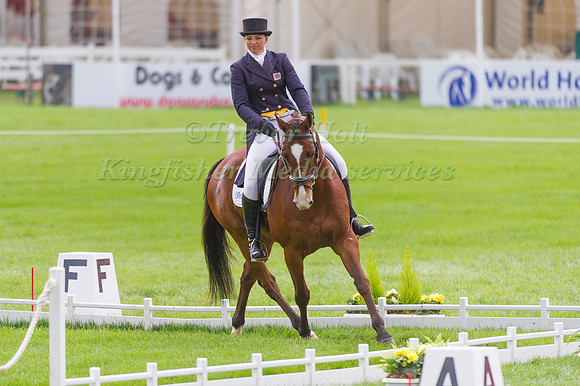 Sarah Stretton and Skip On