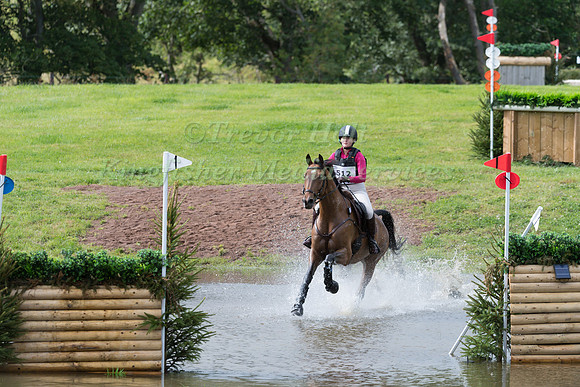 AMY STRUTHERS RIDING  FABRIANO