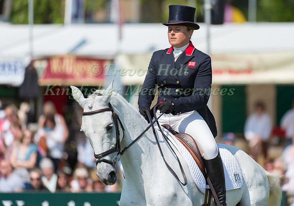 Pippa Funnell (GBR) riding Billy The Biz