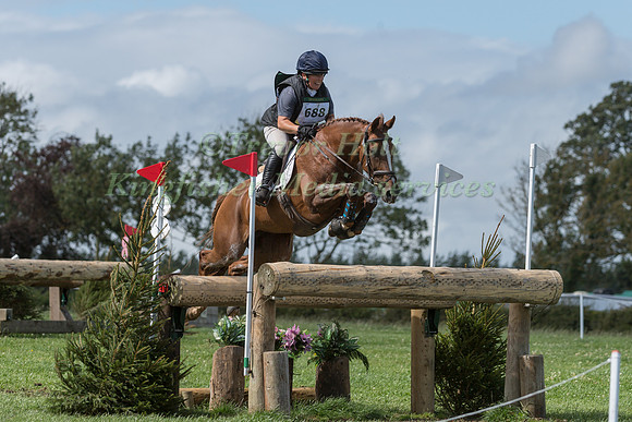 ROSIE THOMAS RIDING  NIPPY MORNING