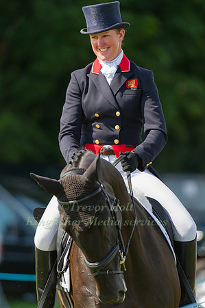 Nicola Wilson and Opposition Buzz