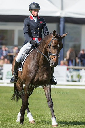 Izzy Taylor (GBR) riding Allercombe Ellie