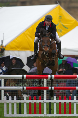 Oliver Townend and Outside Chance