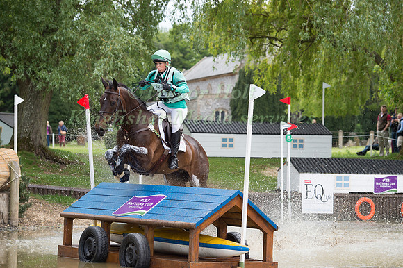 Coral  Keen (GBR)  riding Wellshead Fare Opposition