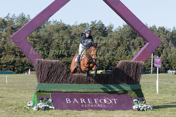 PIGGY MARCH RIDING BROOKFIELD INOCENT