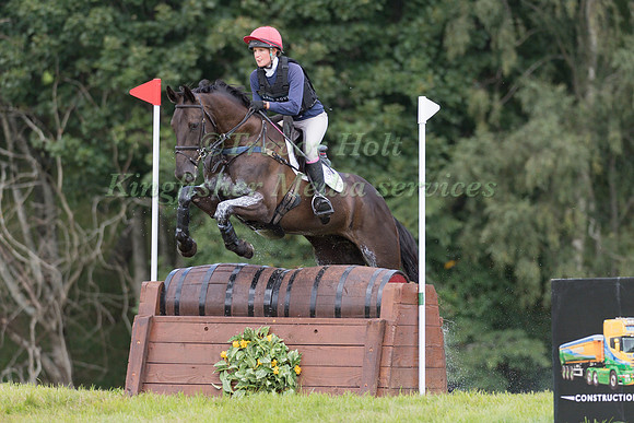 ROSIE FRY (GBR) AND TRUE BLUE TOO II
