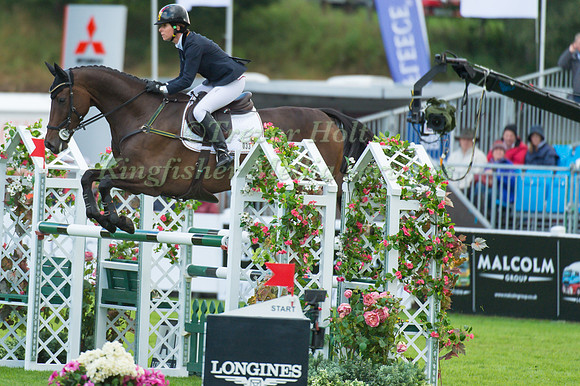 Bettina Hoy of Germany riding Designer 10