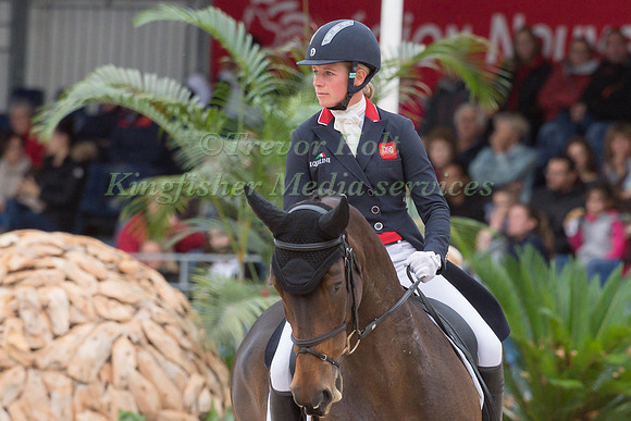 ISABELLE ( IZZY) TAYLOR (GBR) AND CALL ME MAGGIE MAY