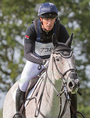 OLIVER TOWNEND RIDING  BALLAGHMOR CLASS