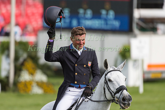 Boyd Martin of the United States of America riding Cracker Jack