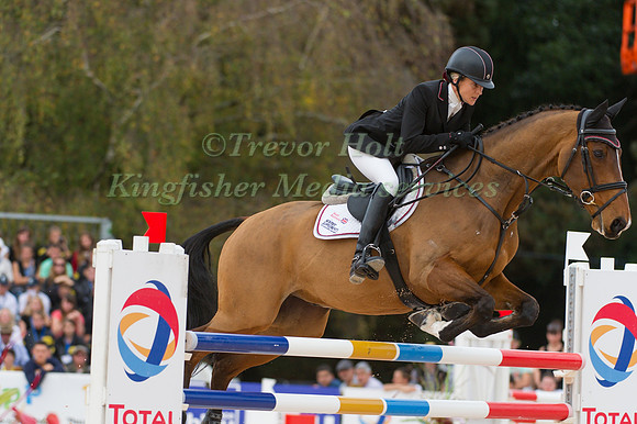 Sarah Bullimore and Valentino V