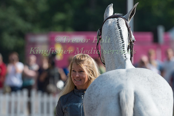 JONELLE PRICE (NZL) AND FAERIE DIANIMO