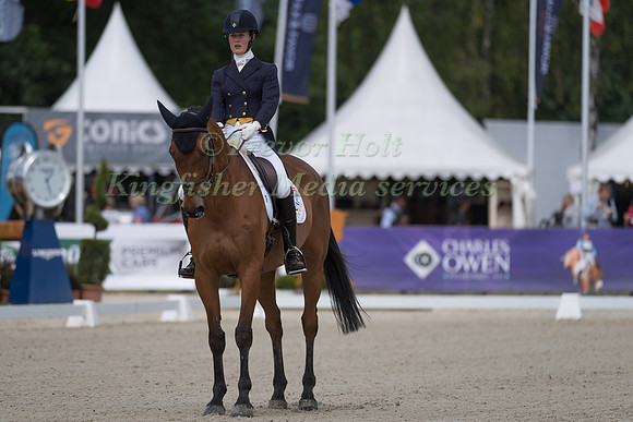WILLA NEWTON (GBR) AND CHANCE REMARK
